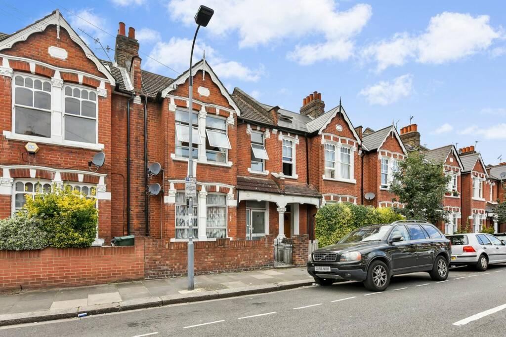 Groves 4 Bedroom, Shepherds Bush ลอนดอน ภายนอก รูปภาพ